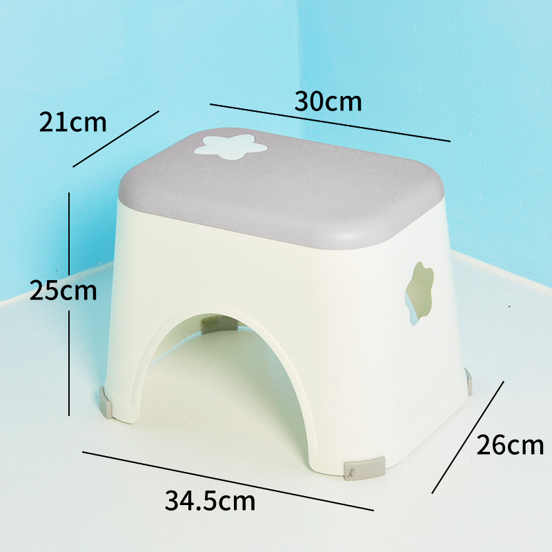 براز الخطوة البلاستيكية